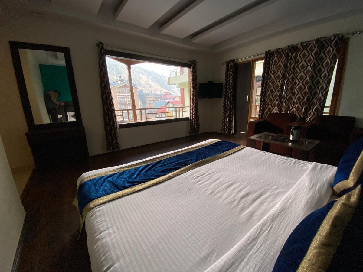 Hotel Manali Queen Zewnętrze zdjęcie